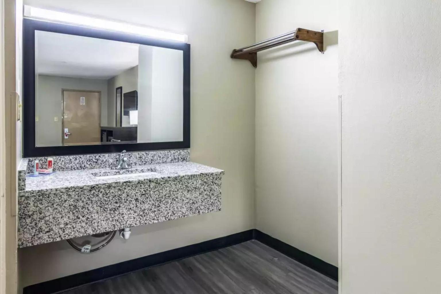 Americas Best Value Inn Opelika Exteriér fotografie