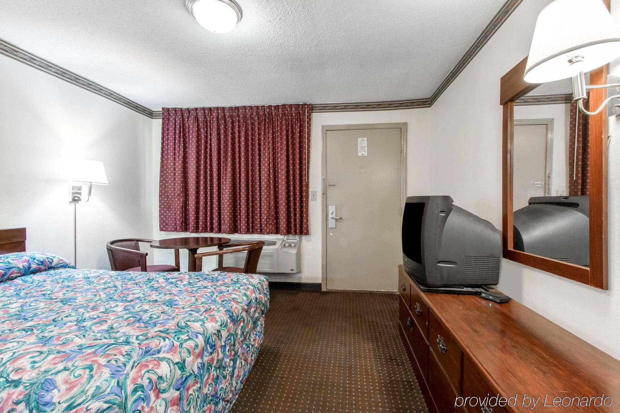 Americas Best Value Inn Opelika Exteriér fotografie