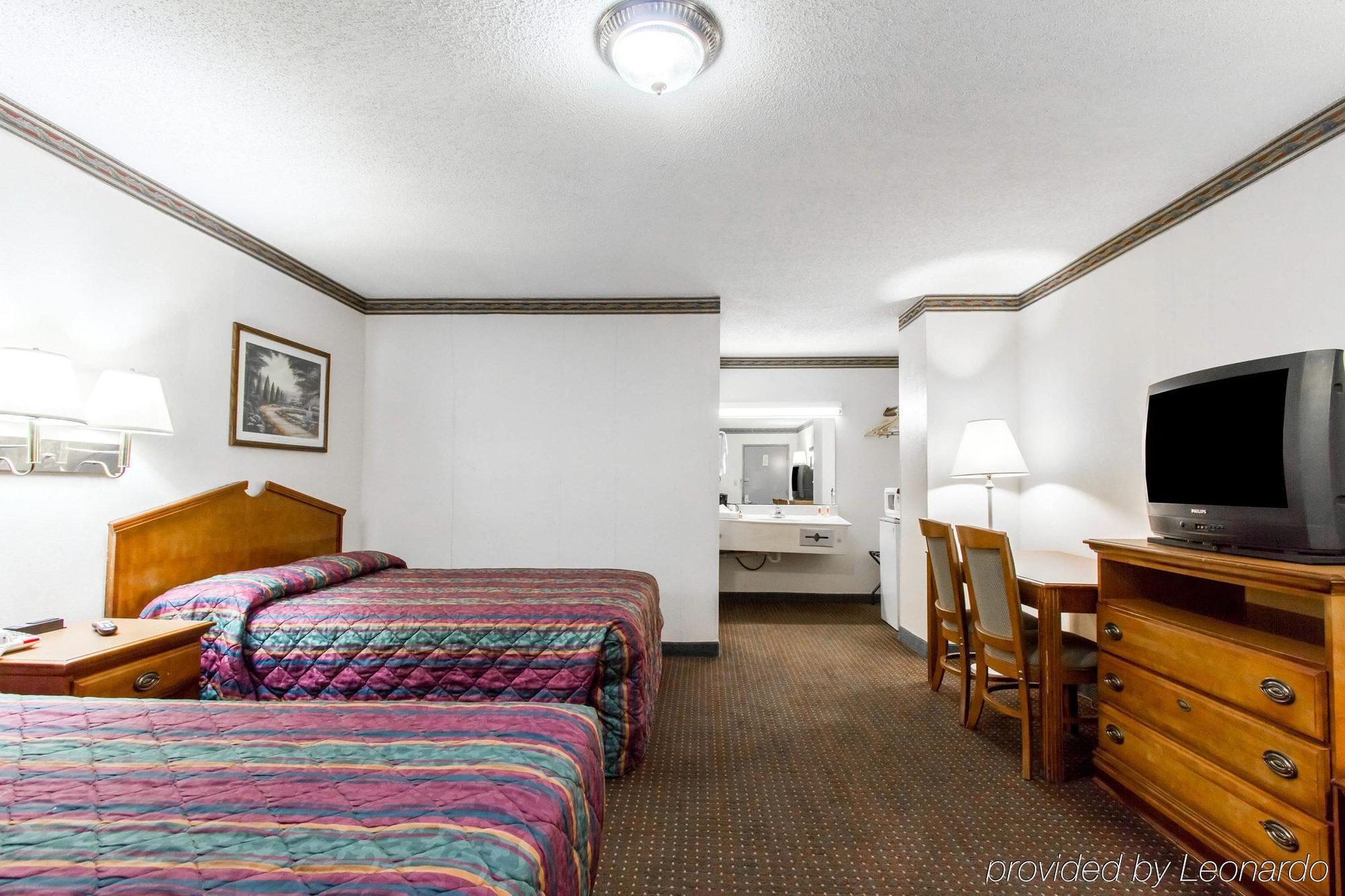 Americas Best Value Inn Opelika Exteriér fotografie
