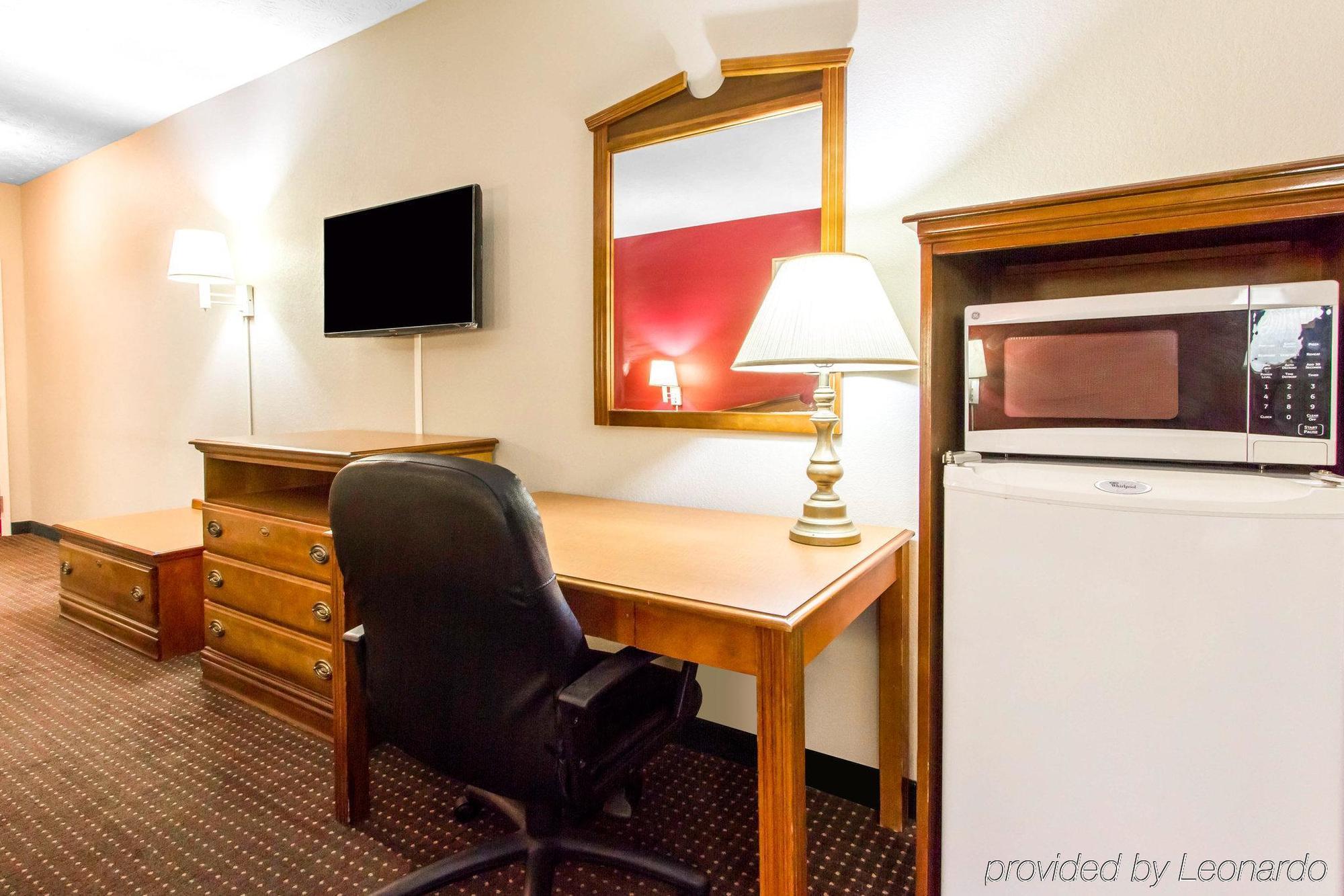 Americas Best Value Inn Opelika Exteriér fotografie